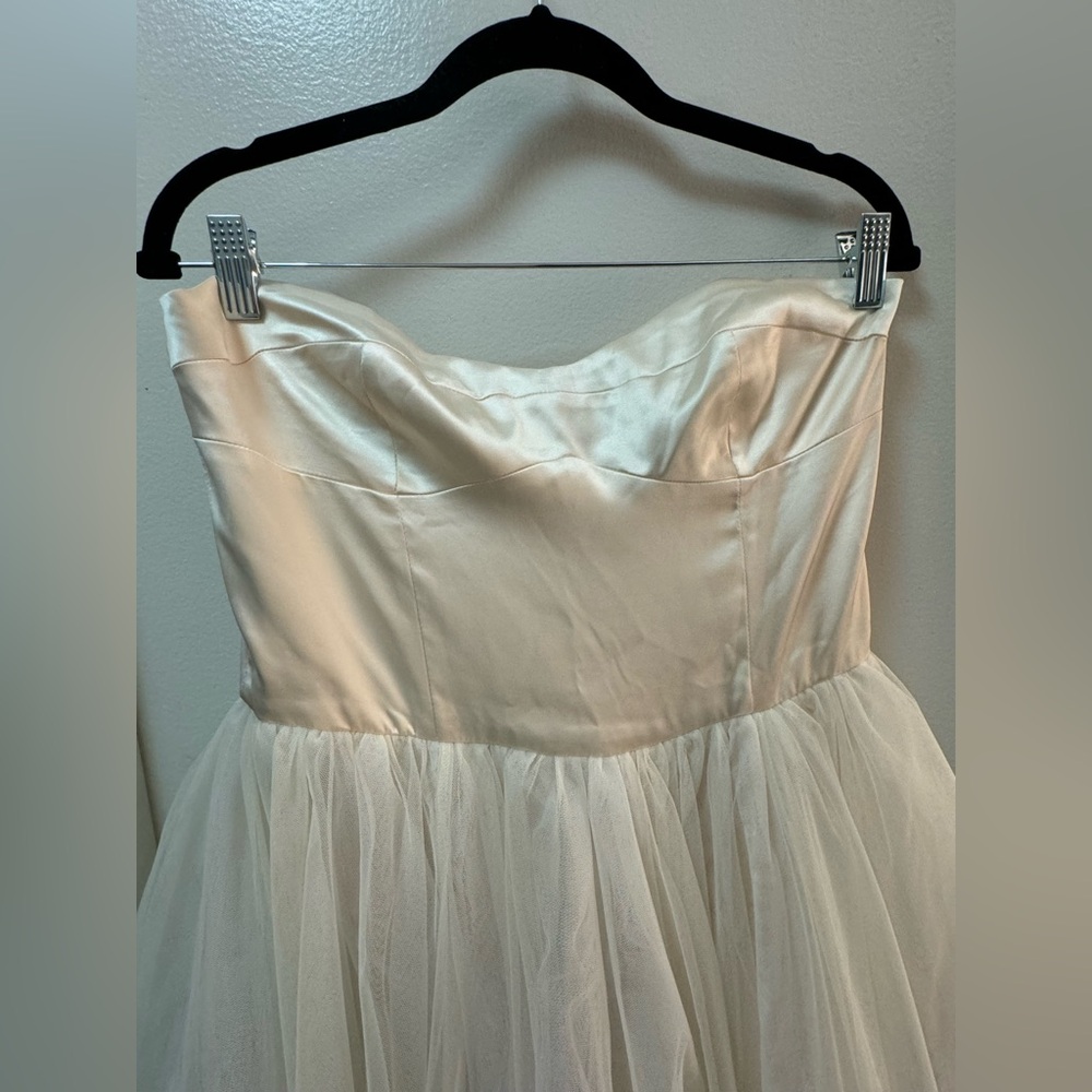NWOT Reformation Alouette Dress Size 8 - Picture 2 of 6